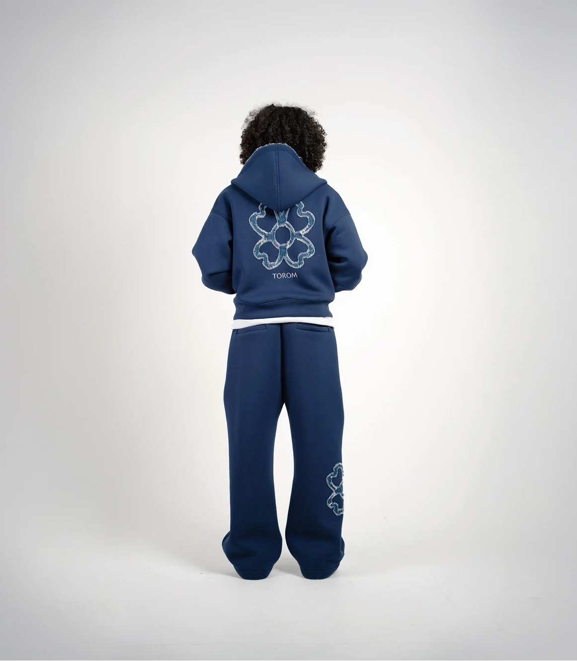 GOMO TRACKSUIT